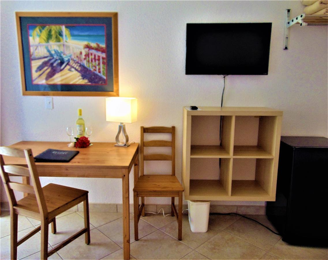 Dolphin Key Resort - Cape Coral Exteriör bild