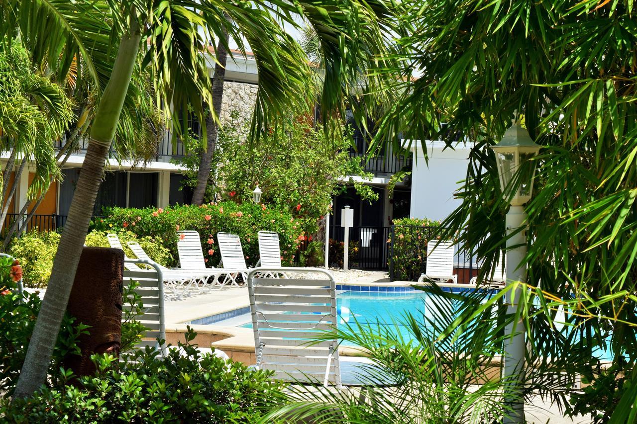 Dolphin Key Resort - Cape Coral Exteriör bild